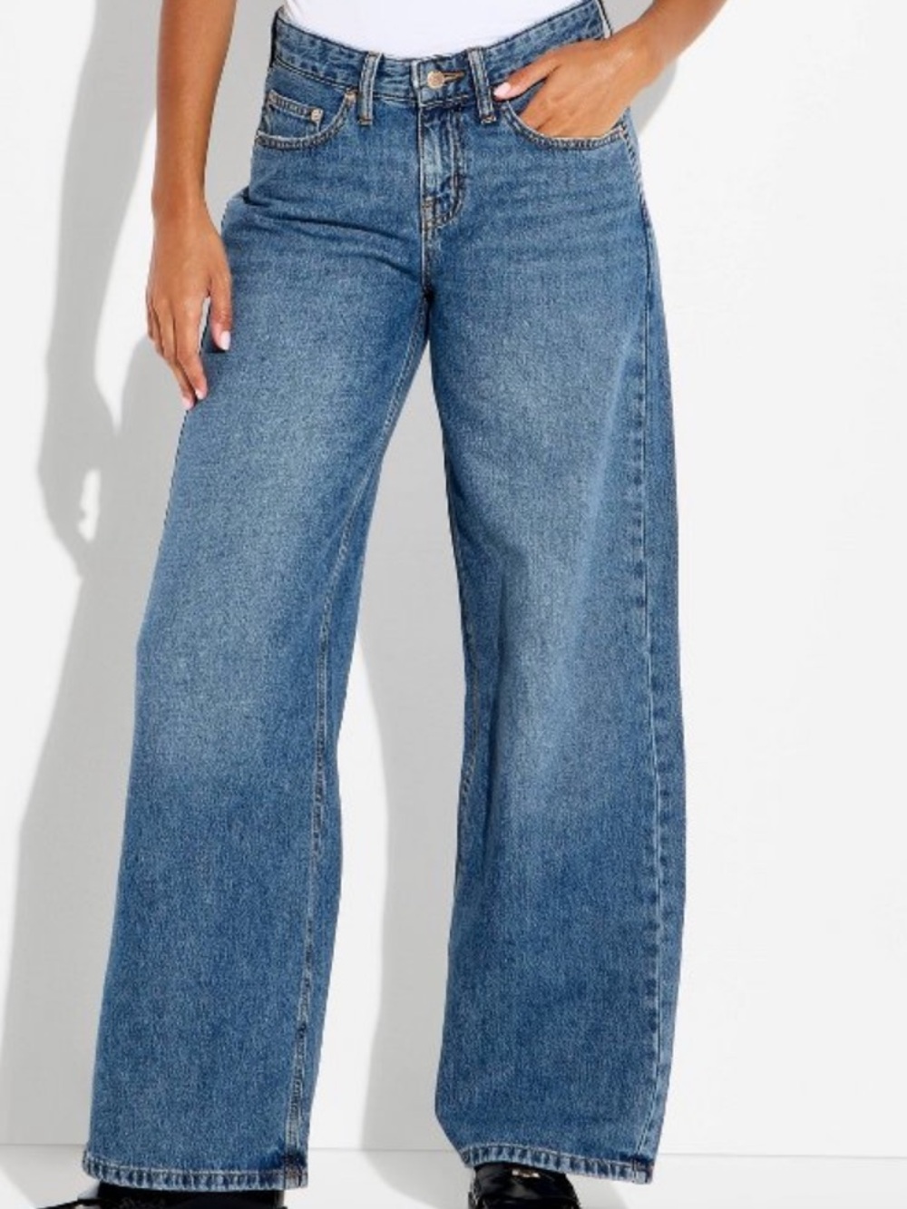Wild Fable NWT 0R Wide Leg low rise baggy light wash denim Jeans PLEASE READ